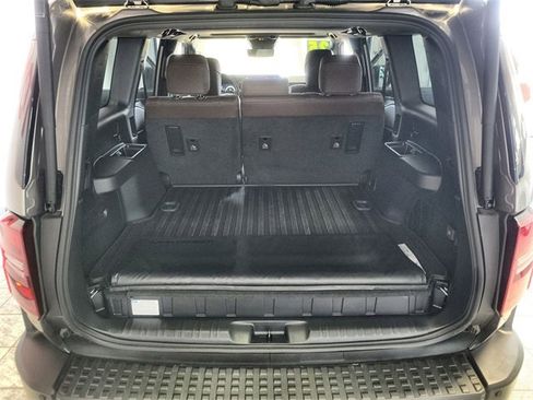 Used 2025 Toyota Land Cruiser image 24