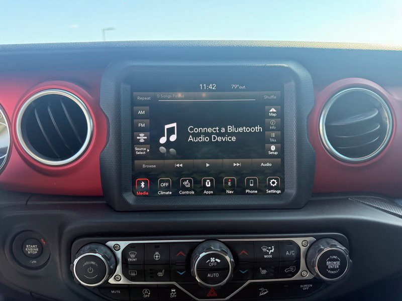 Used 2020 Jeep Wrangler Rubicon AWD/4WD image 6