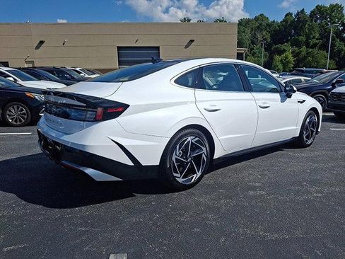 New 2025 Hyundai Sonata SEL image 4