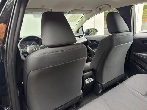 Used 2023 Toyota Corolla LE FWD image 30