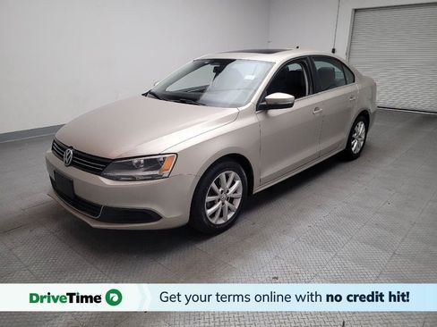 Used 2014 Volkswagen Jetta SE FWD image 1