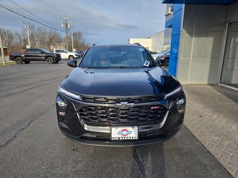 Used 2024 Chevrolet Trax RS image 4