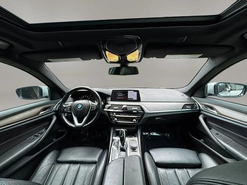 Used 2018 BMW 530i RWD image 19