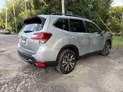 Certified 2023 Subaru Forester Limited AWD/4WD image 8