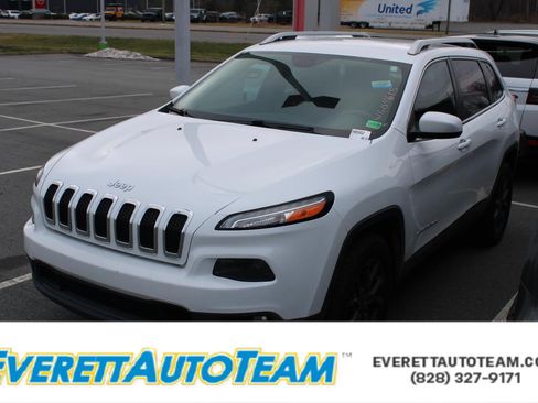 Used 2015 Jeep Cherokee Latitude w/ Comfort/Convenience Group image 1