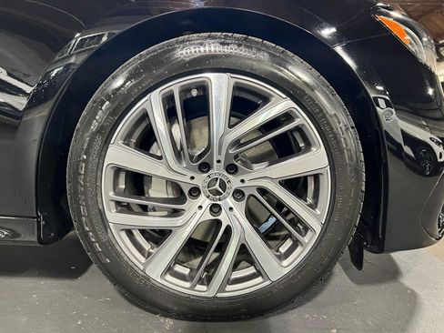 Used 2026 Mercedes-Benz E 350 4MATIC Sedan image 9