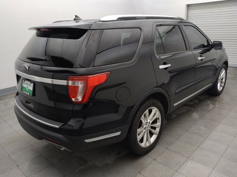 Used 2018 Ford Explorer Limited w/ Equipment Group 301A FWD image 9