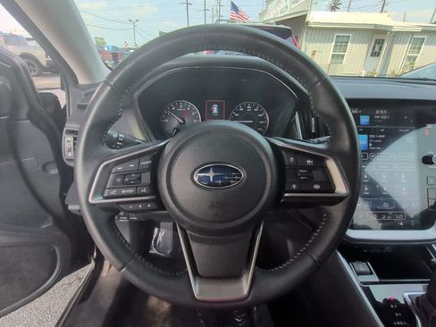 Used 2023 Subaru Outback Premium AWD/4WD image 15
