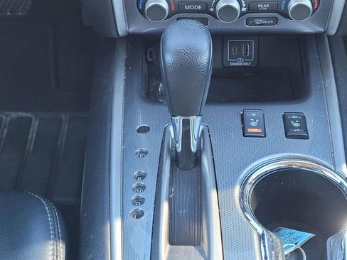 Used 2020 Nissan Pathfinder SL image 17