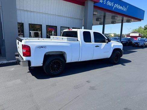 Used 2013 Chevrolet Silverado 1500 W/T w/ Skid Plate Package AWD/4WD image 31