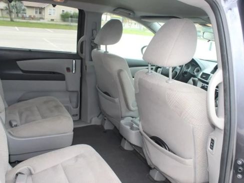 Used 2016 Honda Odyssey SE image 31