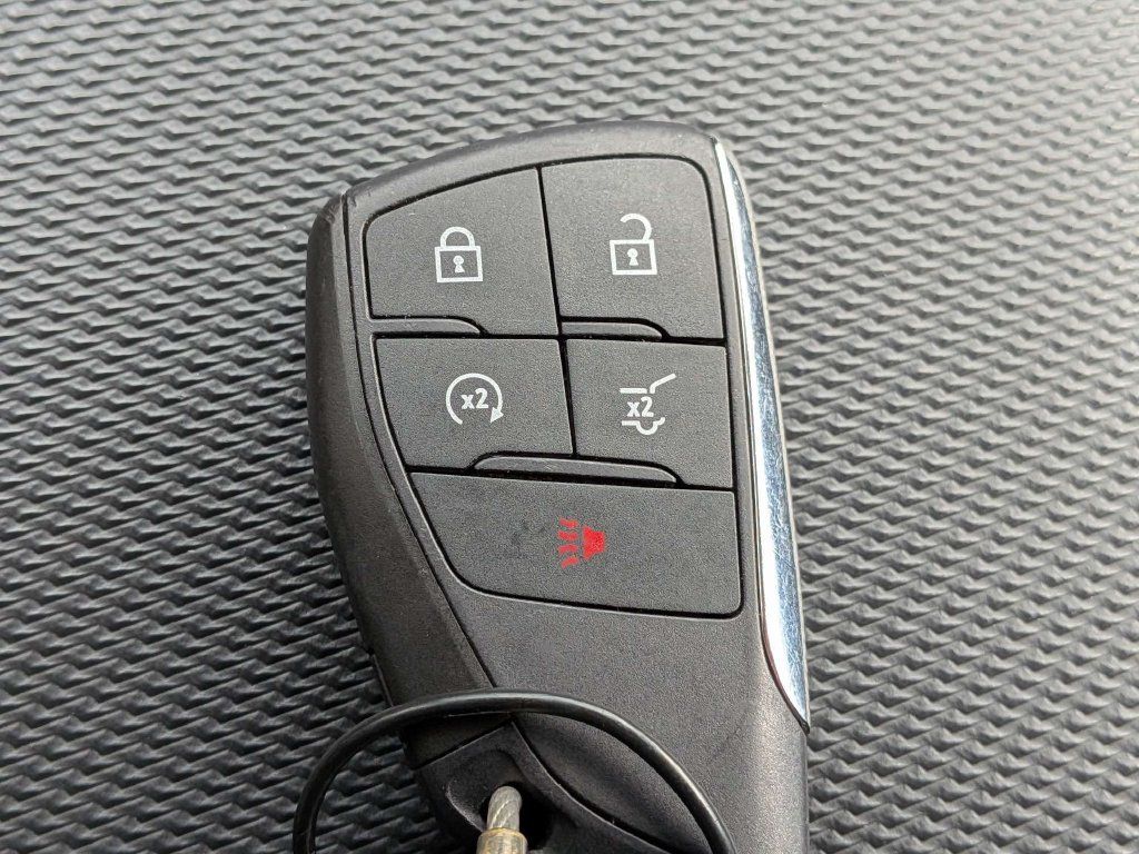 Used 2025 Chevrolet Equinox LT w/ Convenience Package II FWD image 28