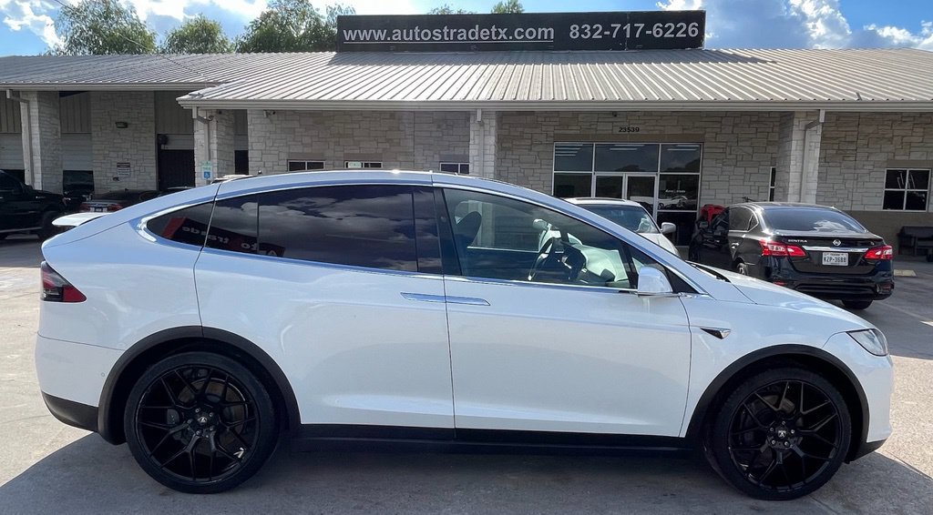 Used 2020 Tesla Model X Long Range AWD/4WD image 6
