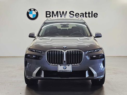 Used 2024 BMW X7 xDrive40i image 6