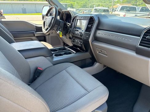 Used 2022 Ford F350 XLT w/ XLT Value Package AWD/4WD image 40