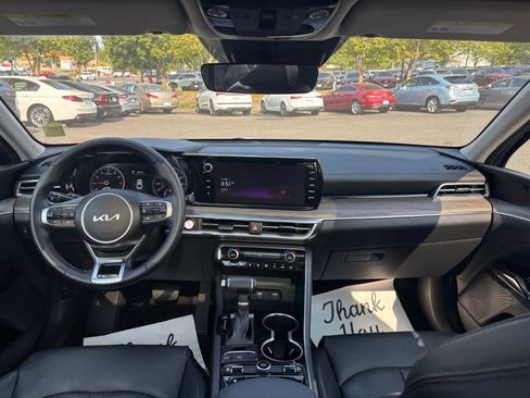 Used 2024 Kia K5 EX image 12