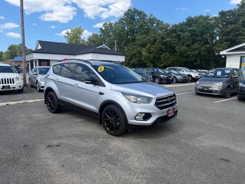 Used 2017 Ford Escape Titanium FWD image 5