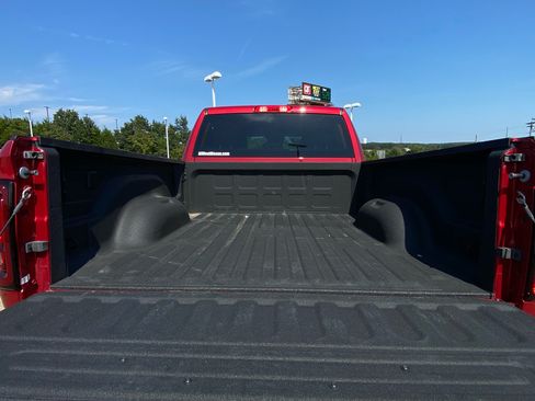 Used 2026 RAM 2500 Big Horn AWD/4WD image 13
