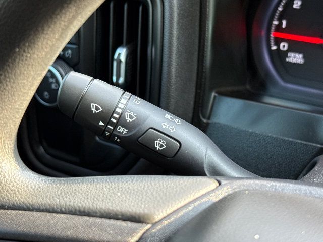 Used 2021 Chevrolet Silverado 1500 W/T RWD image 28