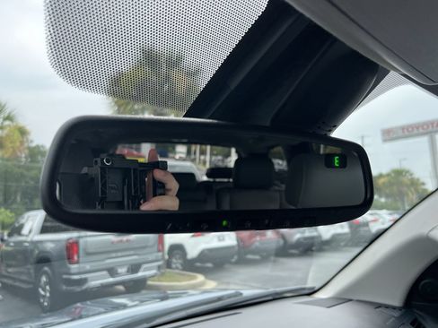 Used 2019 Toyota Sequoia Limited AWD/4WD image 27