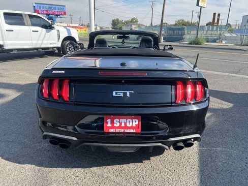 Used 2018 Ford Mustang GT Premium RWD image 6