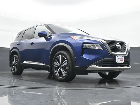 Used 2021 Nissan Rogue Platinum image 24