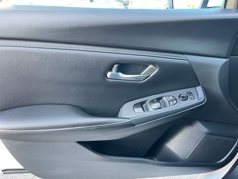 Used 2024 Nissan Sentra SV image 20