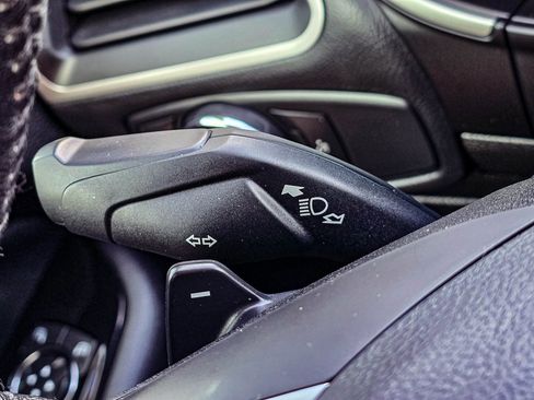 Used 2018 Ford Edge SEL w/ Equipment Group 201A image 24