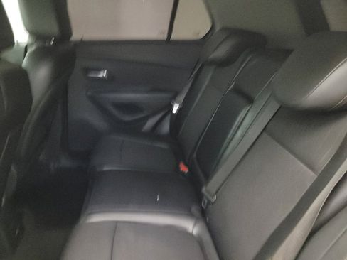 Used 2019 Chevrolet Trax LT w/ LT Convenience Package FWD image 18