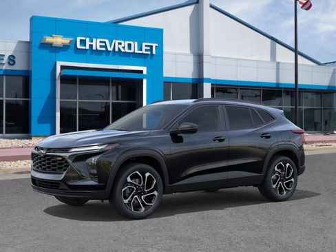 New 2026 Chevrolet Trax RS image 2