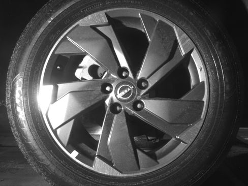 Used 2025 Nissan Rogue SV image 15