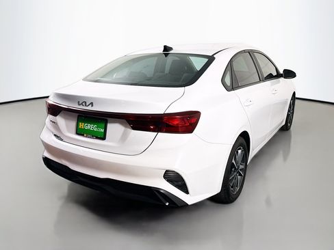 Used 2022 Kia Forte LXS FWD image 10