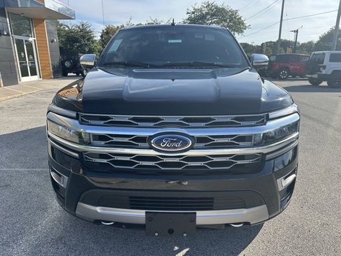 Used 2022 Ford Expedition Max Platinum image 3