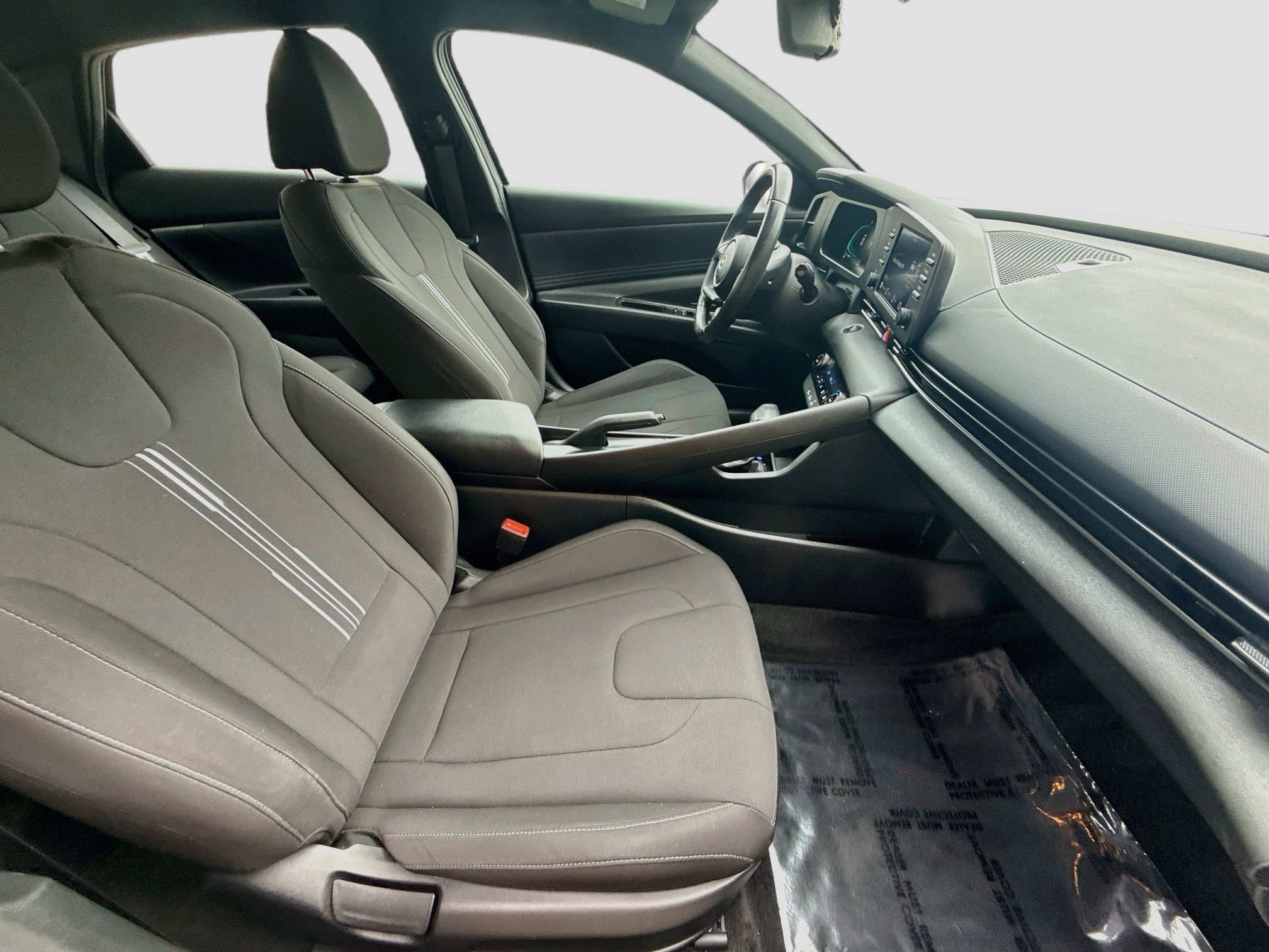 Used 2025 Hyundai Elantra Sport FWD image 28