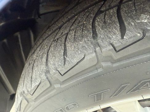 Used 2010 Toyota Camry image 9