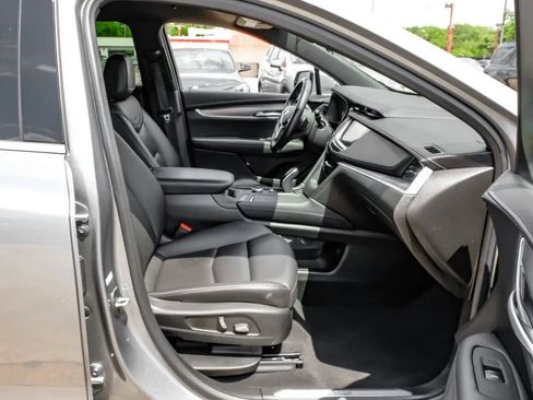 Used 2023 Cadillac XT5 Luxury FWD image 43