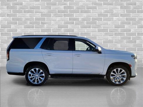 Used 2021 Cadillac Escalade Sport w/ LPO, Illumination Package image 4