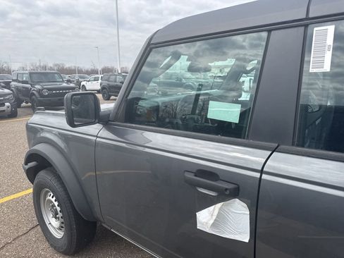 New 2026 Ford Bronco 4-Door AWD/4WD image 3