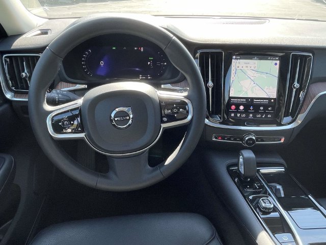 Used 2024 Volvo S60 T8 Plus w/ Climate Package AWD/4WD image 16