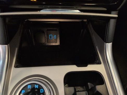 Certified 2022 Ford Explorer Limited AWD/4WD image 25