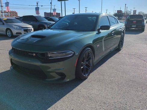 Used 2023 Dodge Charger Scat Pack image 4
