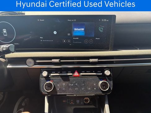 Used 2025 Hyundai Santa Cruz Limited AWD/4WD image 23