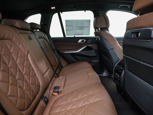 New 2026 BMW X5 xDrive40i w/ M Sport Package image 26