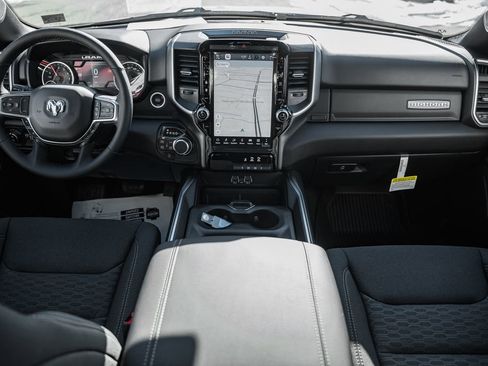 New 2026 RAM 1500 4x4 Crew Cab image 23