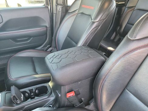 Used 2020 Jeep Gladiator Rubicon image 16