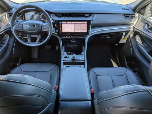 New 2026 Jeep Grand Cherokee Limited AWD/4WD image 16