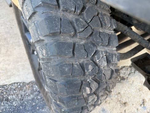 Used 2025 Jeep Gladiator Sport image 5