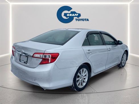 Used 2014 Toyota Camry XLE w/ Leather Package image 7