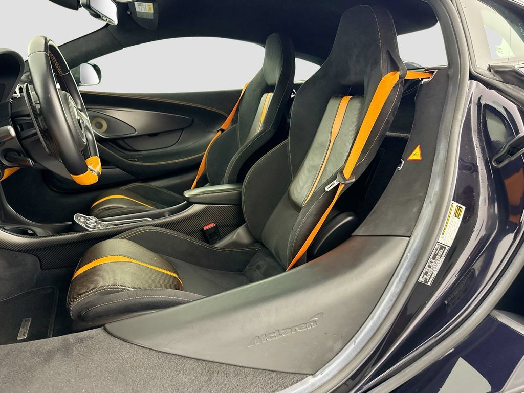 Used 2019 McLaren 570S Coupe RWD image 22