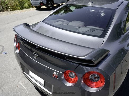 Used 2011 Nissan GT-R Premium AWD/4WD image 80